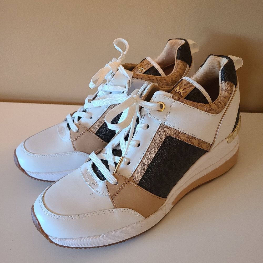 Michael Kors Trainer Sneakers 9.5